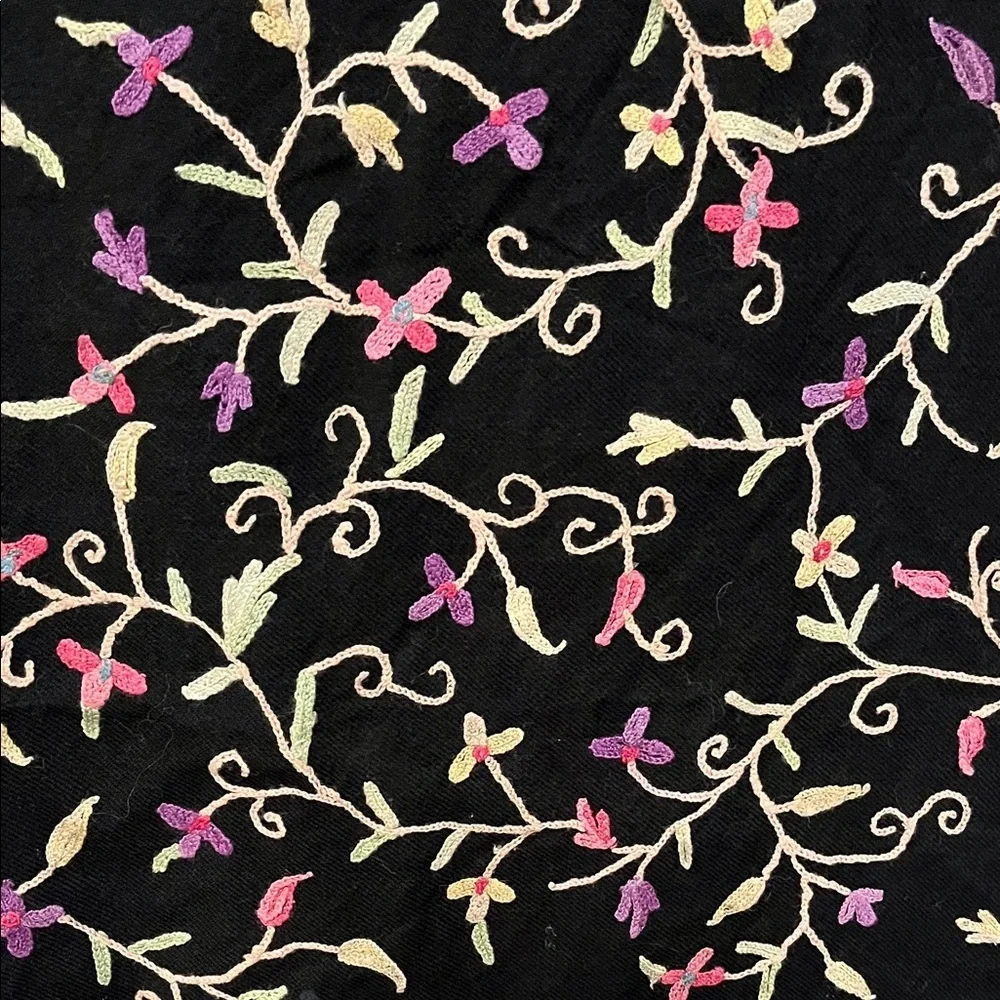 Source Unknown Black Floral Embroidered Large Wrap / Scarf
